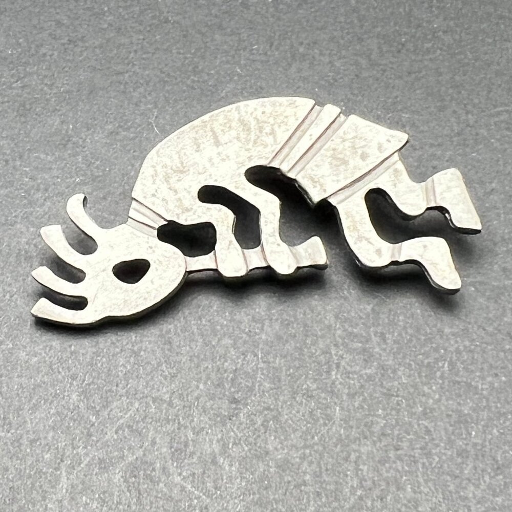 Spoontiques Kokopelli Brooch Boho Southwestern Style Pewter Tone Vintage Pin - Picture 5 of 9